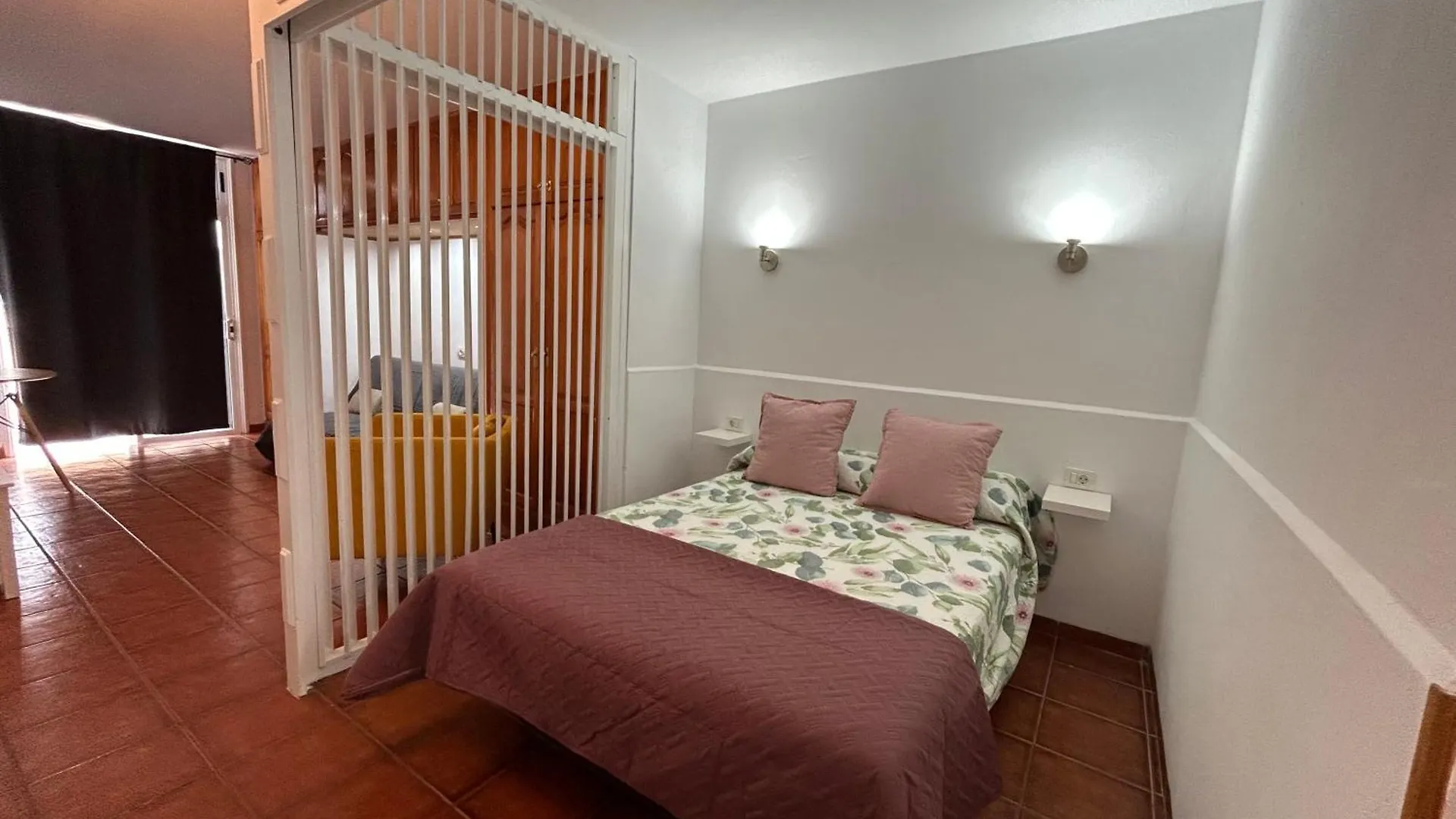 Practical And Cozy Apartment In Southern Arona Arona  Spain